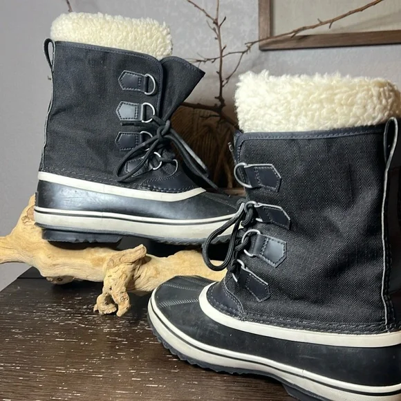 Sorel Winter Carnival Nylon boot - Picture 1 of 8